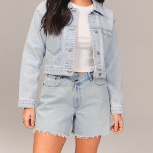 Abercrombie Curve Love High Rise Dad Short